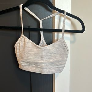 LULULEMON!! sports bra